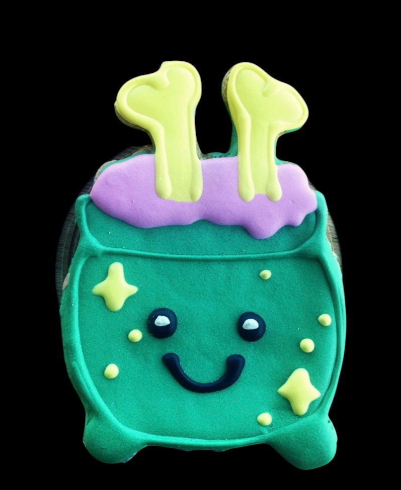 B3-Happy Cauldron Dog Treat